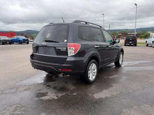 Dark Gray Metallic 2013 Subaru Forester 2.5X Premium