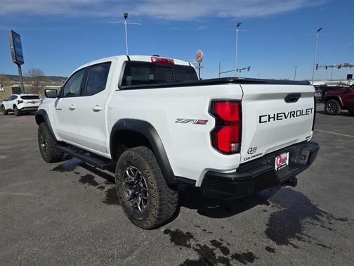 Summit White 2025 Chevrolet Colorado ZR2