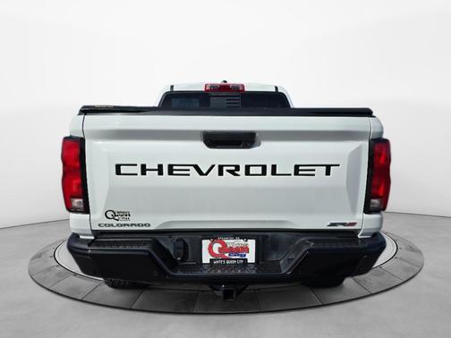 Summit White 2025 Chevrolet Colorado ZR2