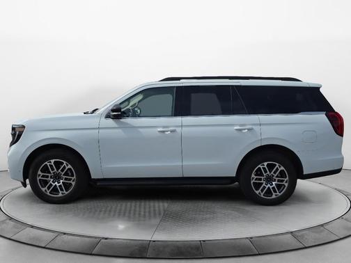 Oxford White 2025 Ford Expedition Active