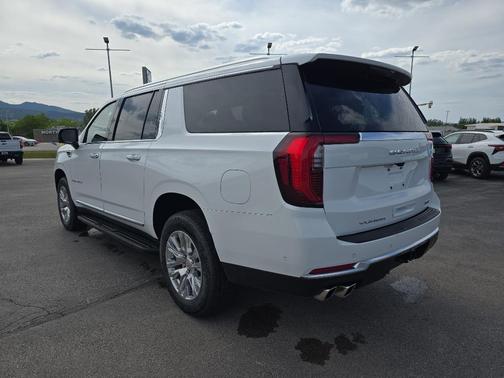 Summit White 2025 GMC Yukon XL Denali