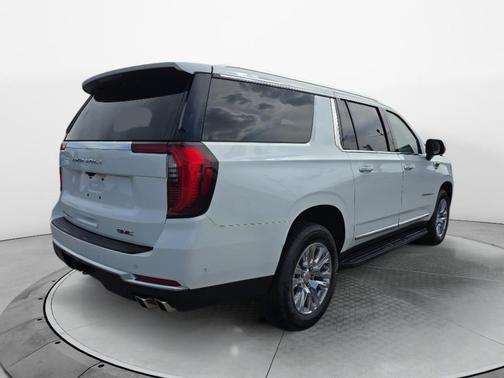 Summit White 2025 GMC Yukon XL Denali