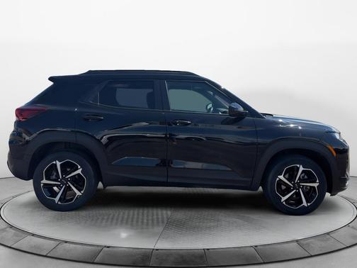 Mosaic Black Metallic 2023 Chevrolet Trailblazer RS