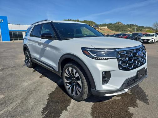 Space White Metallic 2026 Ford Explorer Platinum