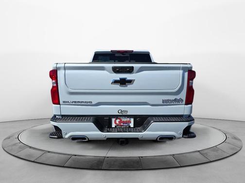 Polar White Tricoat 2026 Chevrolet Silverado 1500 High Country