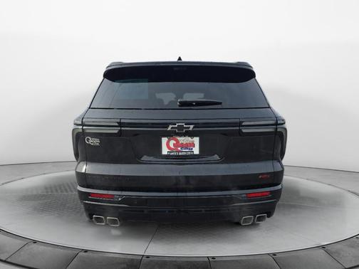 Mosaic Black Metallic 2026 Chevrolet Traverse RS