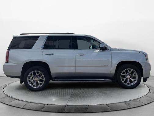 Quicksilver Metallic 2019 GMC Yukon SLT