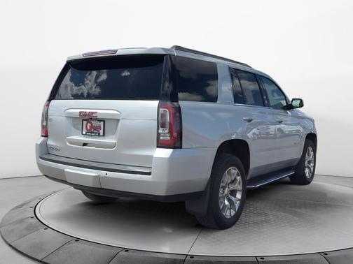 Quicksilver Metallic 2019 GMC Yukon SLT