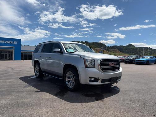 Quicksilver Metallic 2019 GMC Yukon SLT