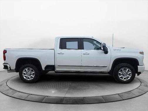 2025 Chevrolet Silverado 3500 High Country