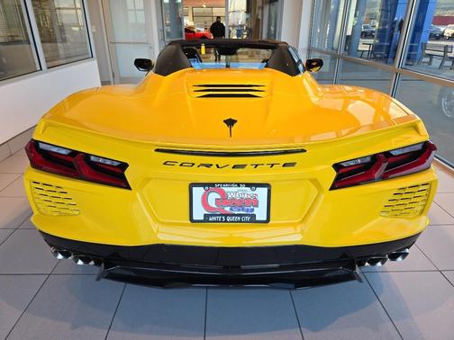 2025 Chevrolet Corvette Stingray w/2LT