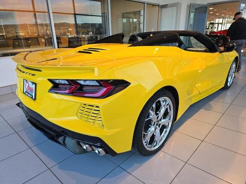 2025 Chevrolet Corvette Stingray w/2LT