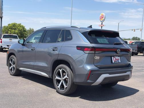 platinum gray metallic 2026 Volkswagen Tiguan 2.0T SE