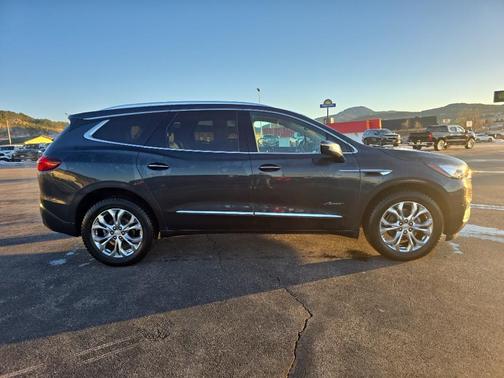 2021 Buick Enclave AWD Avenir