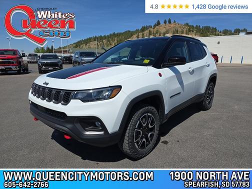 Bright White Clearcoat 2025 Jeep Compass Trailhawk