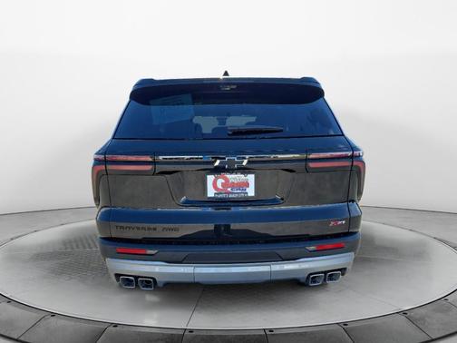 Mosaic Black Metallic 2026 Chevrolet Traverse AWD Z71