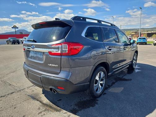 Magnetite Gray Metallic 2025 Subaru Ascent Premium 7-Passenger