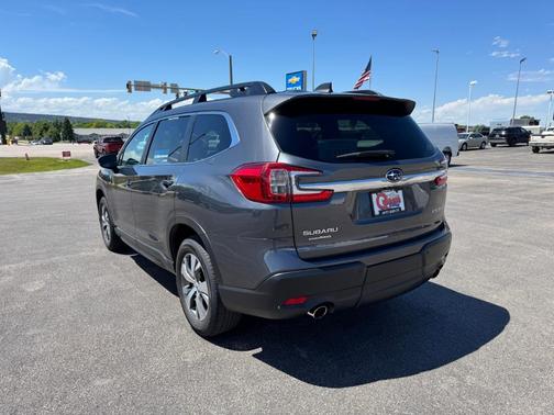 Magnetite Gray Metallic 2025 Subaru Ascent Premium 7-Passenger