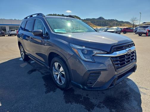 Magnetite Gray Metallic 2025 Subaru Ascent Premium 7-Passenger