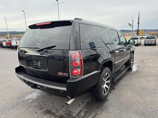 2011 GMC Yukon XL Denali