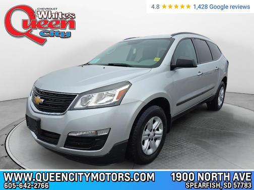 Silver Ice Metallic 2017 Chevrolet Traverse LS