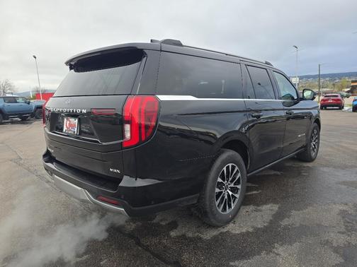 Agate Black Metallic 2025 Ford Expedition Max Platinum