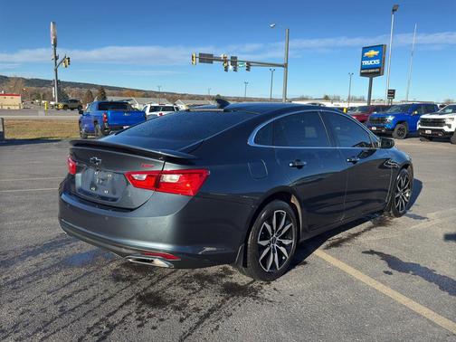 2021 Chevrolet Malibu FWD RS