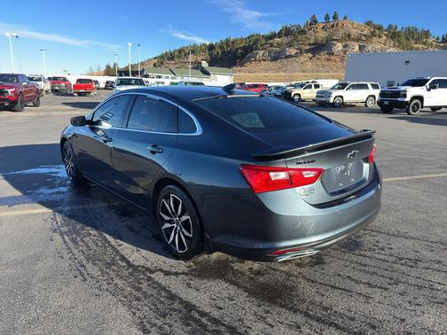 2021 Chevrolet Malibu FWD RS