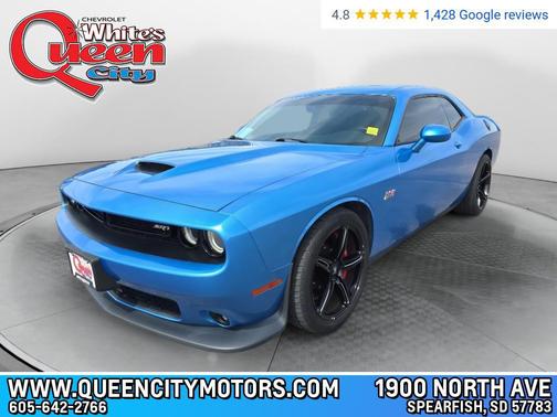 B5 Blue Pearl Coat 2015 Dodge Challenger SRT 392