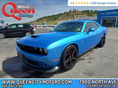 B5 Blue Pearl Coat 2015 Dodge Challenger SRT 392