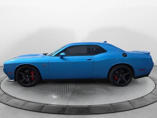 B5 Blue Pearl Coat 2015 Dodge Challenger SRT 392