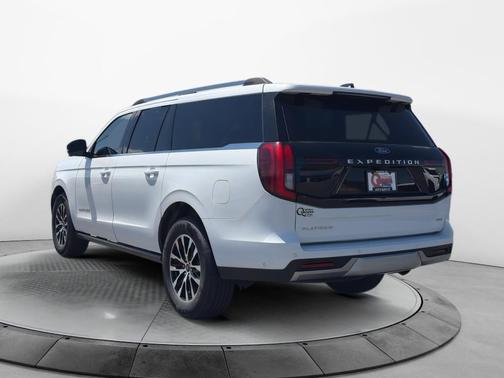 Oxford White 2025 Ford Expedition Max Platinum