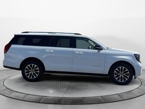 Oxford White 2025 Ford Expedition Max Platinum