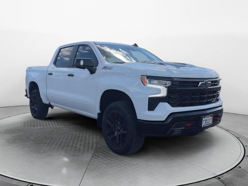 Summit White 2026 Chevrolet Silverado 1500 LT Trail Boss