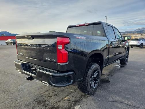 2020 Chevrolet Silverado 1500 Custom Trail Boss