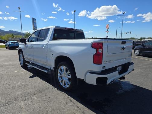 Black 2025 Chevrolet Silverado 1500 High Country