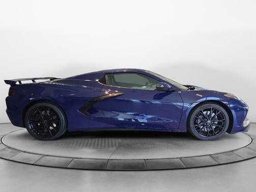 2026 Chevrolet Corvette Stingray w/2LT