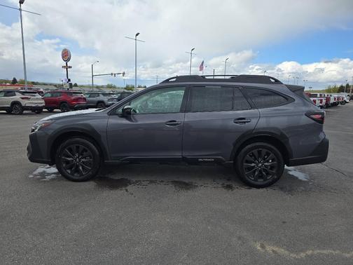 Magnetite Gray Metallic 2025 Subaru Outback Onyx Edition