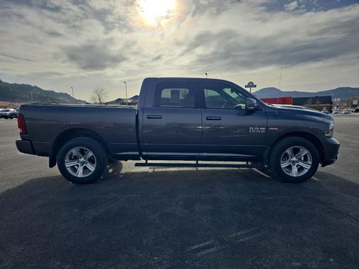 2016 RAM 1500 Sport