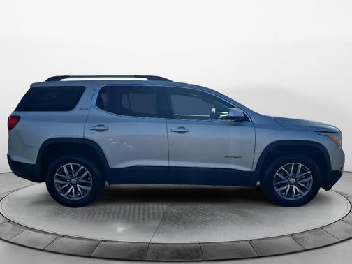 2018 GMC Acadia SLE-2