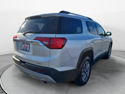 2018 GMC Acadia SLE-2