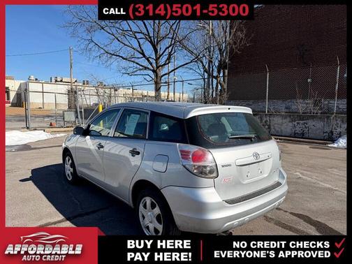 2005 Toyota Matrix Base