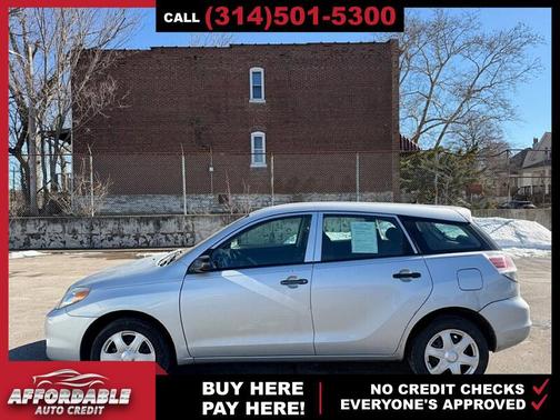 2005 Toyota Matrix Base