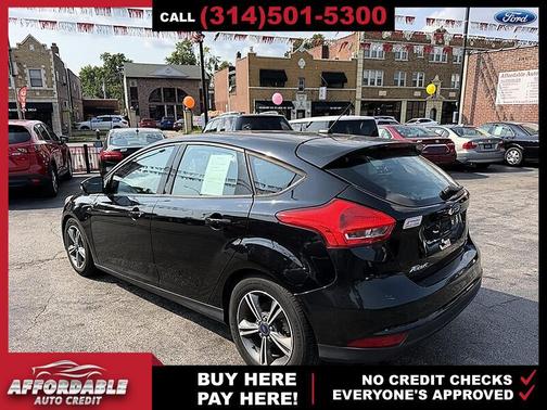Shadow Black 2016 Ford Focus SE