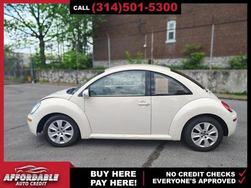 2009 Volkswagen New Beetle S
