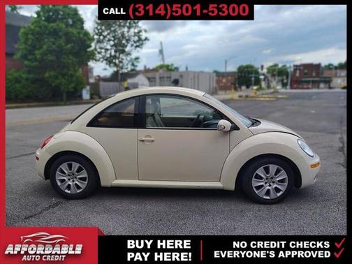 2009 Volkswagen New Beetle S