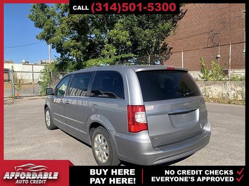 2014 Chrysler Town & Country Touring
