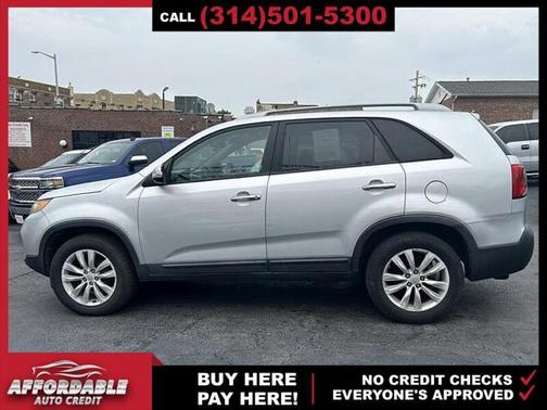 2011 Kia Sorento LX