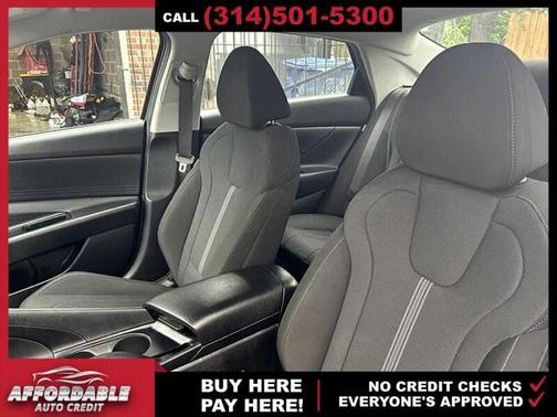 2024 Hyundai ELANTRA SE
