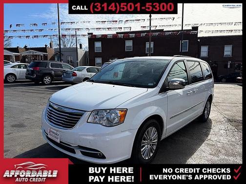 Bright White Clear Coat 2015 Chrysler Town & Country Touring-L